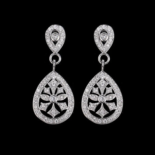 SUGO Classic Water Drop Zircon Earrings – Elegant Sparkle for Every Occasion