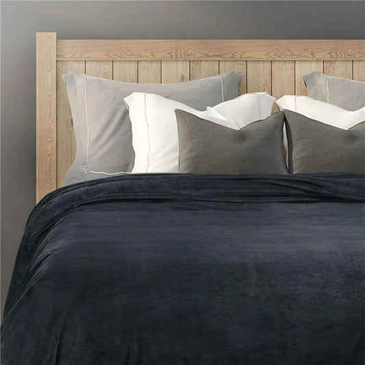 Flannel Plush Blanket – Warm & Fluffy Winter Bedspread or Sofa Cover (Solid Blue/Black)