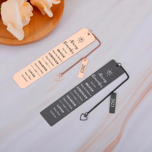 Creative Letter Stainless Steel Bookmark with Leaf Pendant – Elegant Reading Gift