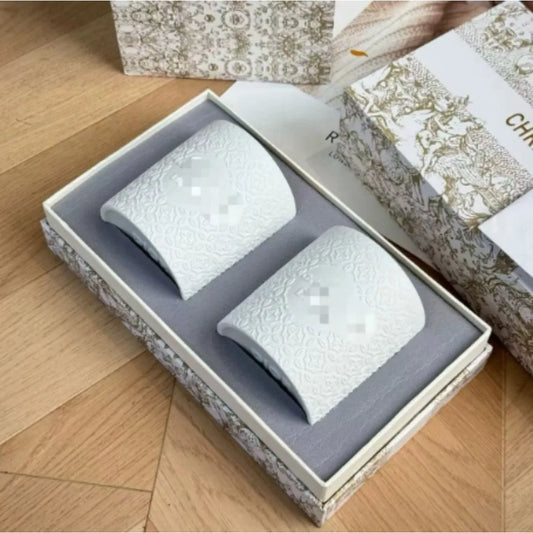 Cloud Water Ice Heart Relief Ceramic Aromatherapy Candle – Gift Box with Hollow Hand-Carved Design